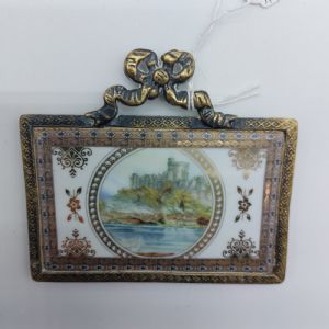 Piccolo quadretto in porcellana